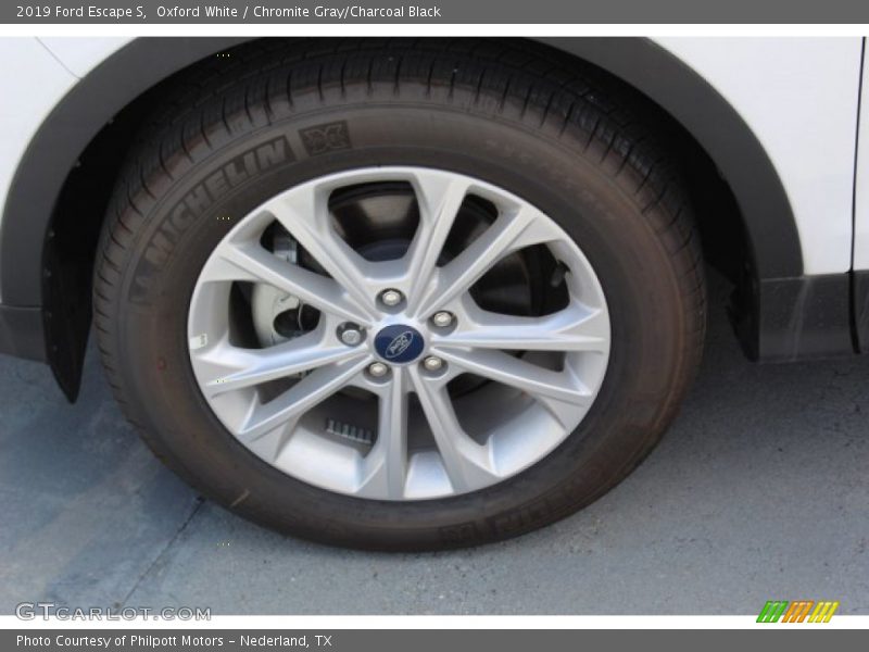 Oxford White / Chromite Gray/Charcoal Black 2019 Ford Escape S