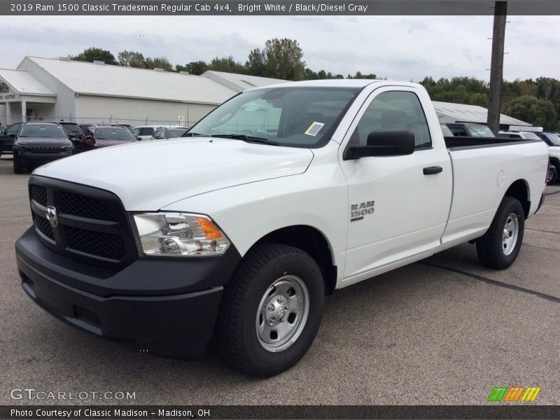 Bright White / Black/Diesel Gray 2019 Ram 1500 Classic Tradesman Regular Cab 4x4