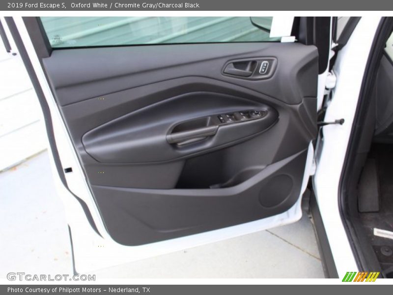 Oxford White / Chromite Gray/Charcoal Black 2019 Ford Escape S