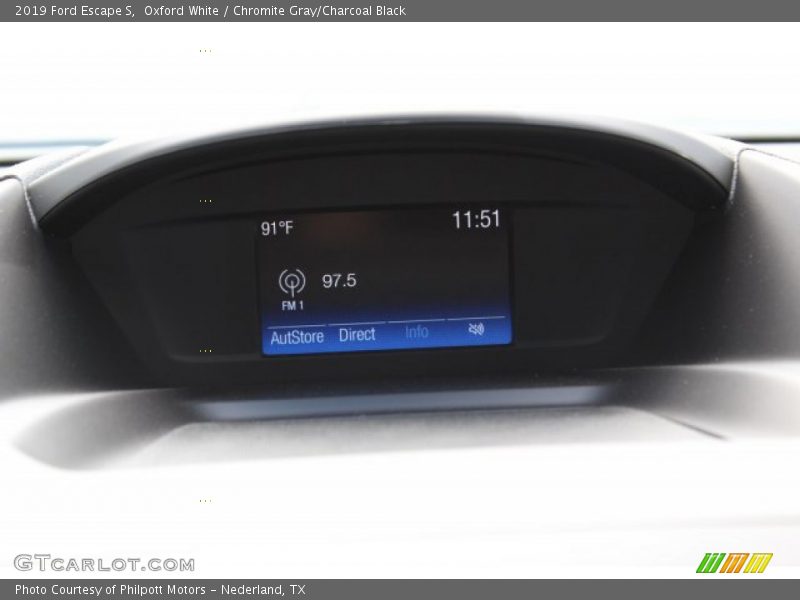 Oxford White / Chromite Gray/Charcoal Black 2019 Ford Escape S