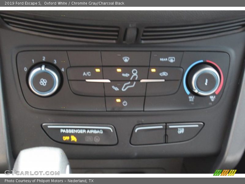 Oxford White / Chromite Gray/Charcoal Black 2019 Ford Escape S