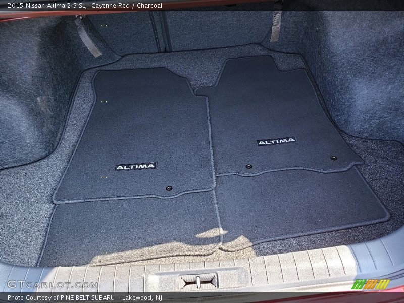 Cayenne Red / Charcoal 2015 Nissan Altima 2.5 SL