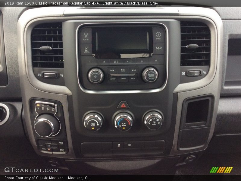 Bright White / Black/Diesel Gray 2019 Ram 1500 Classic Tradesman Regular Cab 4x4