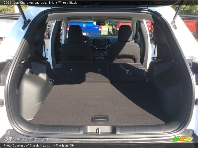 Bright White / Black 2020 Jeep Cherokee Latitude