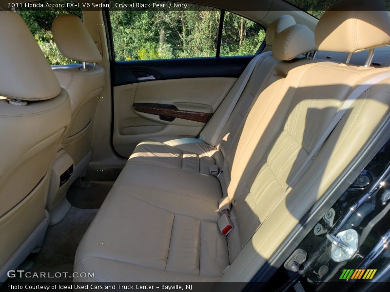 Crystal Black Pearl / Ivory 2011 Honda Accord EX-L V6 Sedan