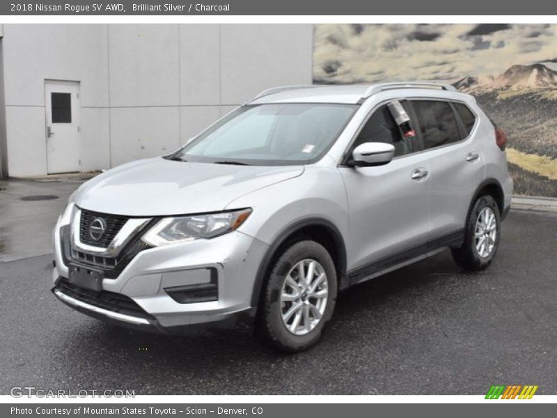 Brilliant Silver / Charcoal 2018 Nissan Rogue SV AWD