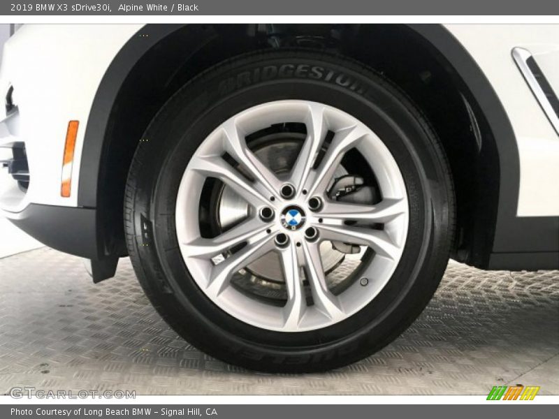 Alpine White / Black 2019 BMW X3 sDrive30i