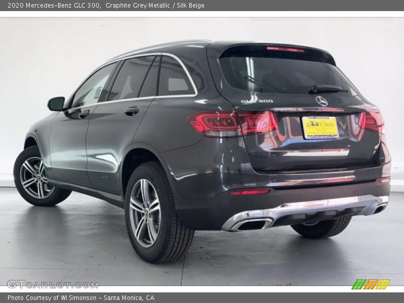 Graphite Grey Metallic / Silk Beige 2020 Mercedes-Benz GLC 300