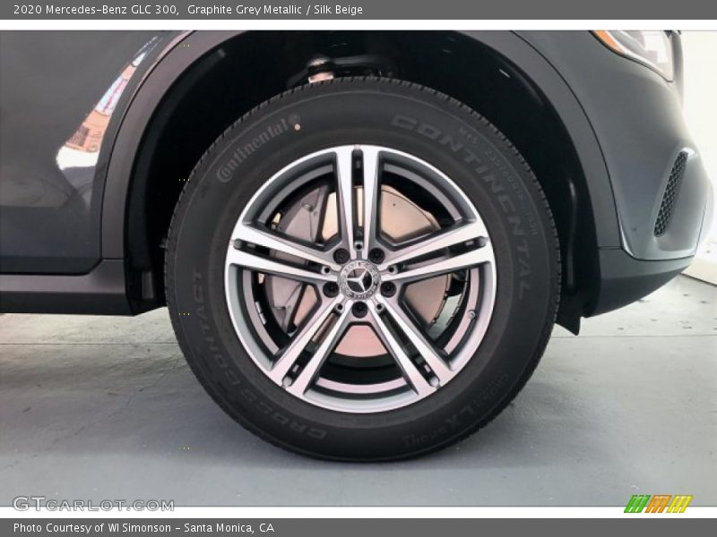 Graphite Grey Metallic / Silk Beige 2020 Mercedes-Benz GLC 300