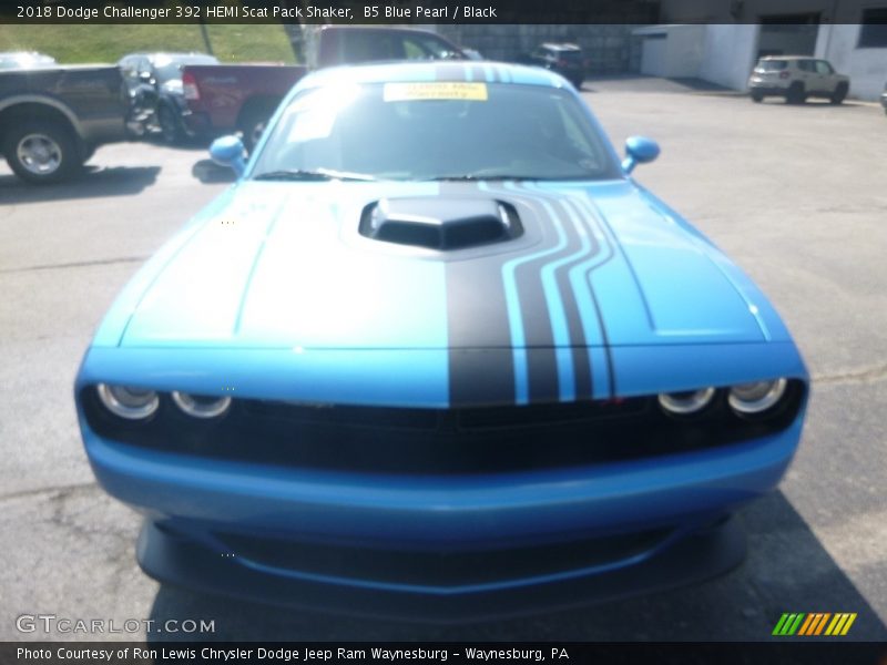 B5 Blue Pearl / Black 2018 Dodge Challenger 392 HEMI Scat Pack Shaker