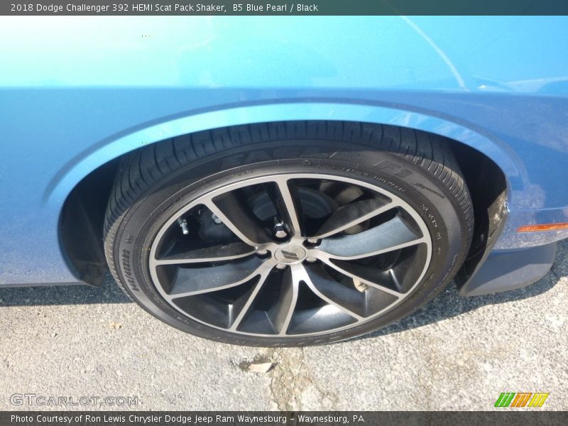 B5 Blue Pearl / Black 2018 Dodge Challenger 392 HEMI Scat Pack Shaker