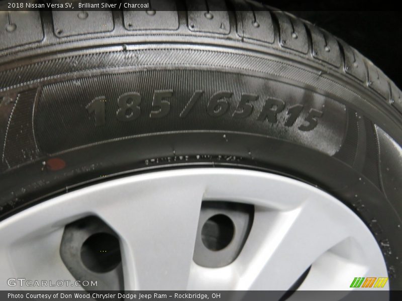 Brilliant Silver / Charcoal 2018 Nissan Versa SV