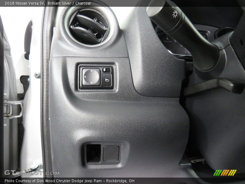 Brilliant Silver / Charcoal 2018 Nissan Versa SV