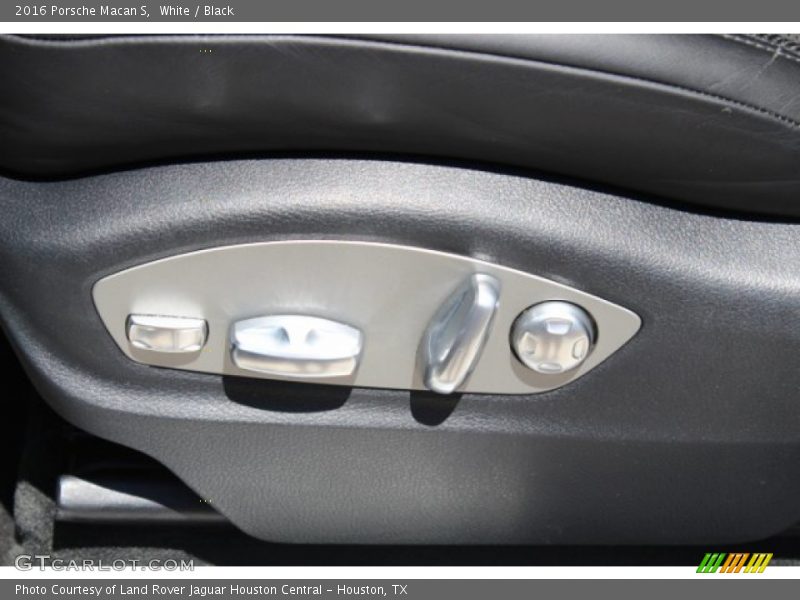 White / Black 2016 Porsche Macan S