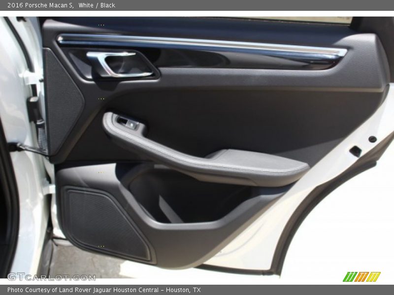 White / Black 2016 Porsche Macan S