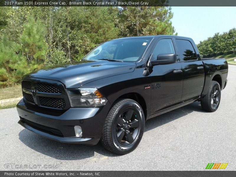 Brilliant Black Crystal Pearl / Black/Diesel Gray 2017 Ram 1500 Express Crew Cab