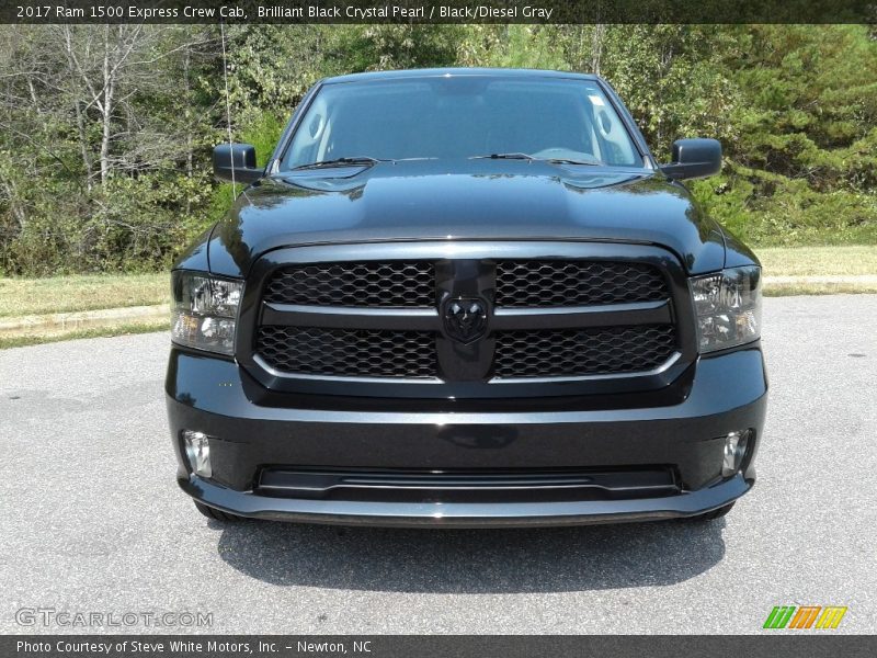 Brilliant Black Crystal Pearl / Black/Diesel Gray 2017 Ram 1500 Express Crew Cab