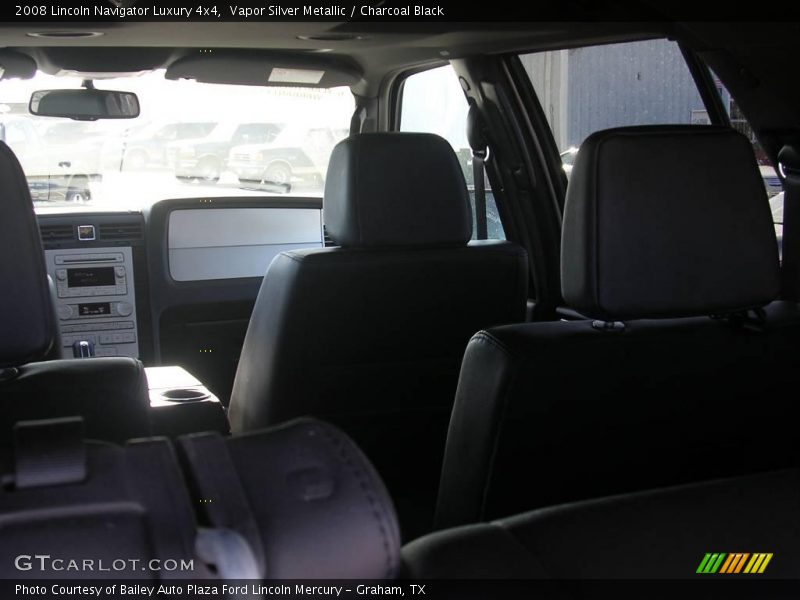Vapor Silver Metallic / Charcoal Black 2008 Lincoln Navigator Luxury 4x4