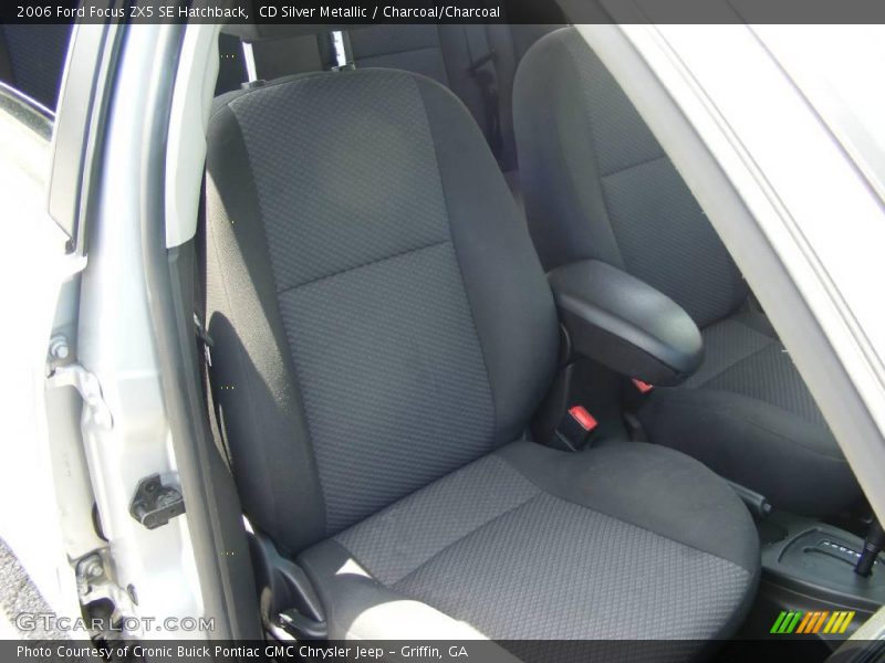 CD Silver Metallic / Charcoal/Charcoal 2006 Ford Focus ZX5 SE Hatchback