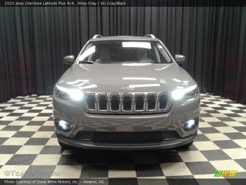 Sting-Gray / Ski Gray/Black 2020 Jeep Cherokee Latitude Plus 4x4