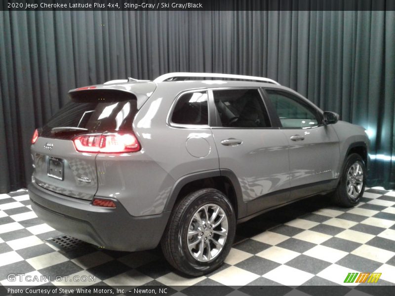 Sting-Gray / Ski Gray/Black 2020 Jeep Cherokee Latitude Plus 4x4