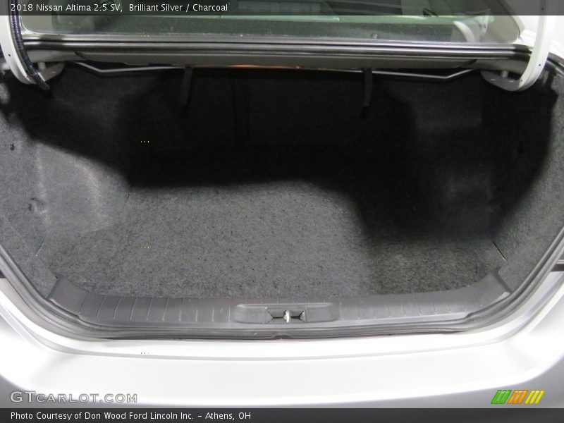 Brilliant Silver / Charcoal 2018 Nissan Altima 2.5 SV