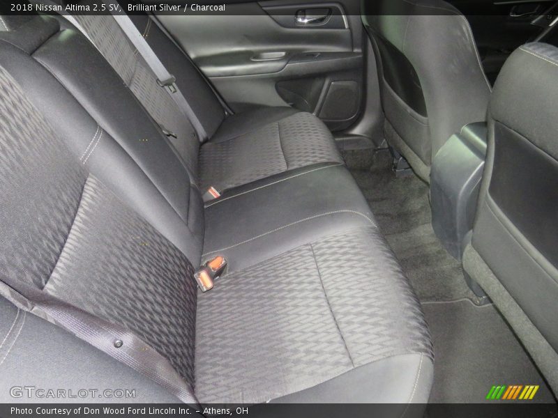 Brilliant Silver / Charcoal 2018 Nissan Altima 2.5 SV