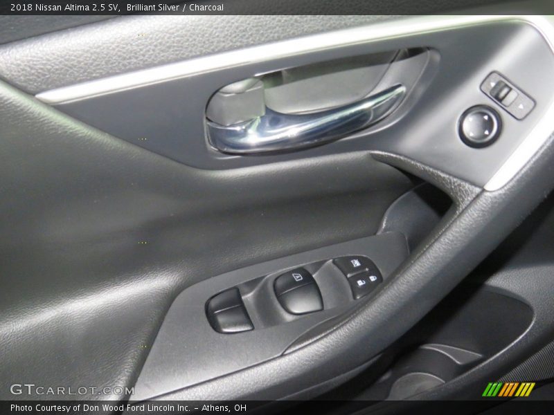 Brilliant Silver / Charcoal 2018 Nissan Altima 2.5 SV