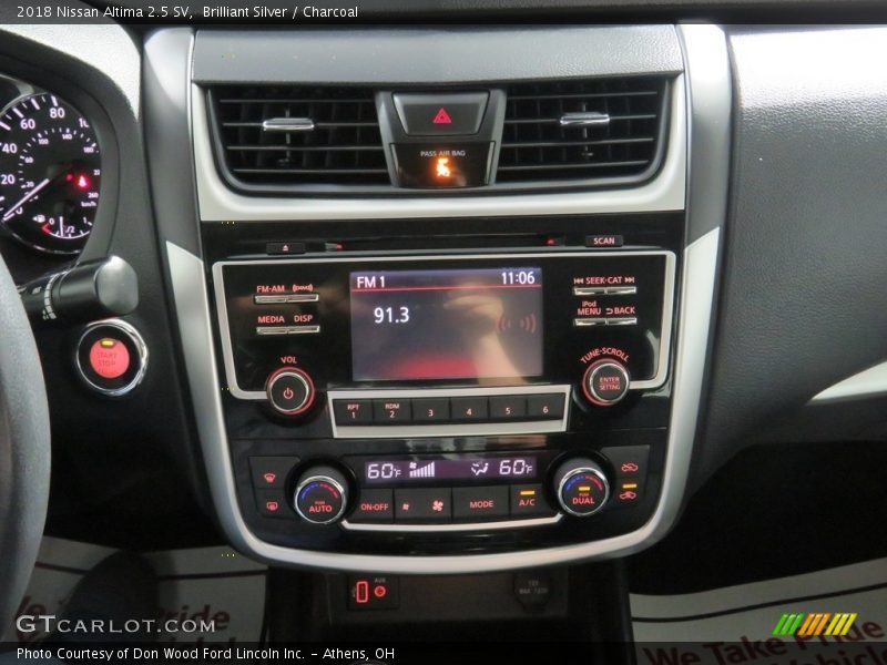 Brilliant Silver / Charcoal 2018 Nissan Altima 2.5 SV