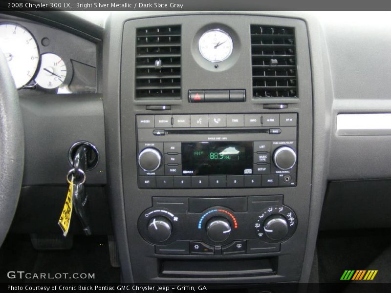 Bright Silver Metallic / Dark Slate Gray 2008 Chrysler 300 LX