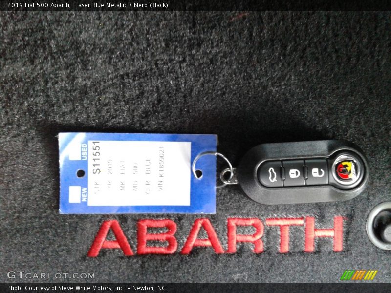 Keys of 2019 500 Abarth