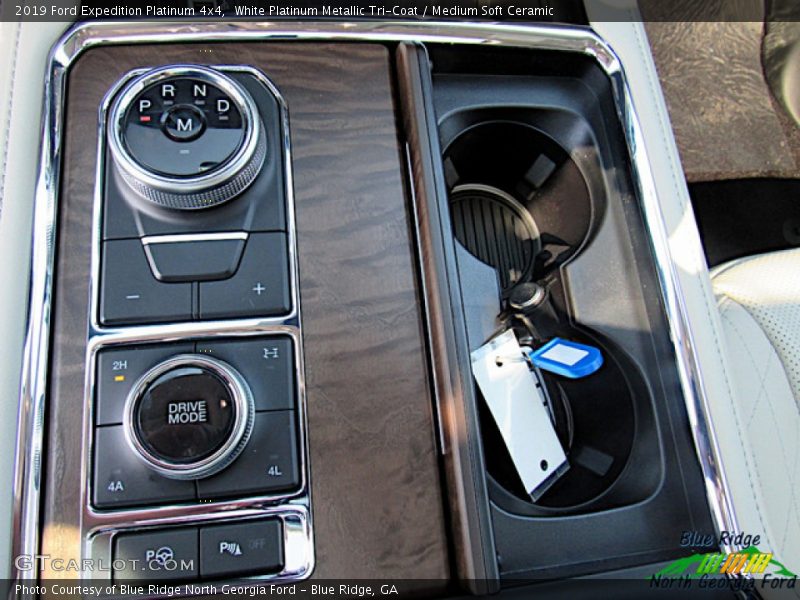 White Platinum Metallic Tri-Coat / Medium Soft Ceramic 2019 Ford Expedition Platinum 4x4