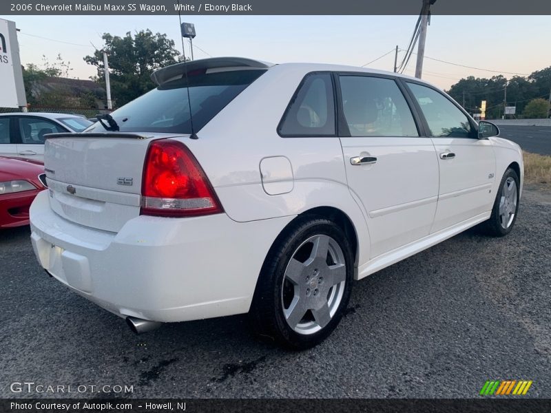 White / Ebony Black 2006 Chevrolet Malibu Maxx SS Wagon