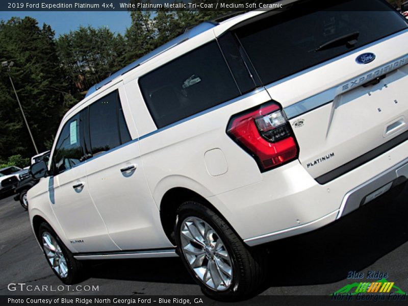 White Platinum Metallic Tri-Coat / Medium Soft Ceramic 2019 Ford Expedition Platinum 4x4
