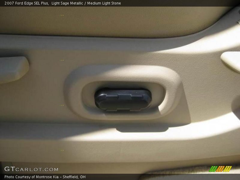 Light Sage Metallic / Medium Light Stone 2007 Ford Edge SEL Plus