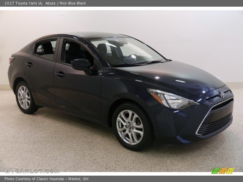 Abyss / Mid-Blue Black 2017 Toyota Yaris iA