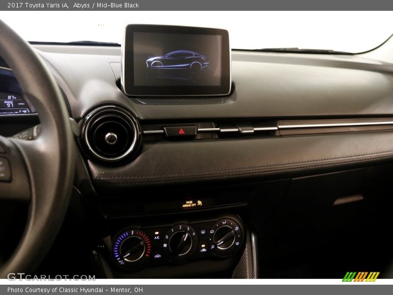 Abyss / Mid-Blue Black 2017 Toyota Yaris iA