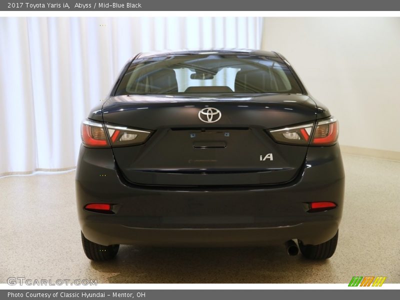 Abyss / Mid-Blue Black 2017 Toyota Yaris iA