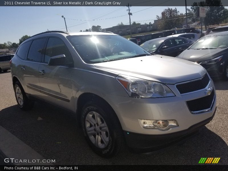Silver Ice Metallic / Dark Gray/Light Gray 2011 Chevrolet Traverse LS
