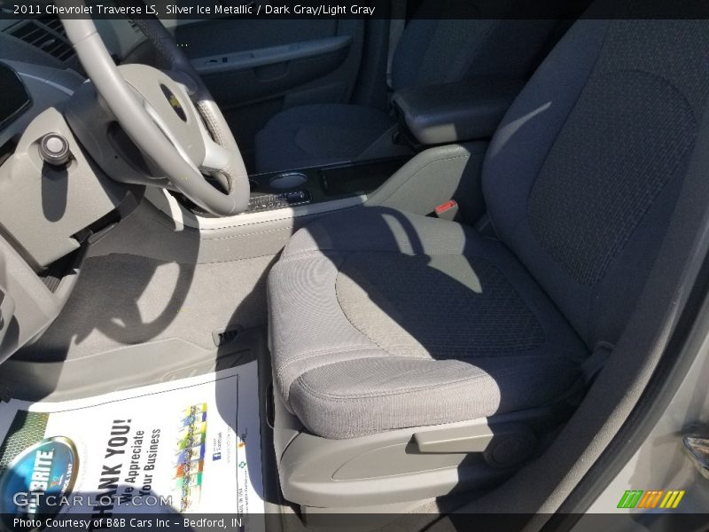 Silver Ice Metallic / Dark Gray/Light Gray 2011 Chevrolet Traverse LS