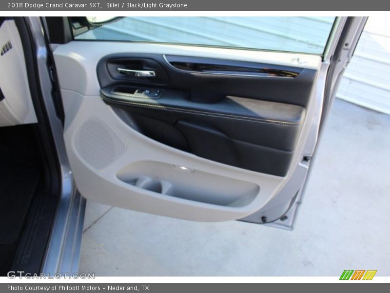Billet / Black/Light Graystone 2018 Dodge Grand Caravan SXT