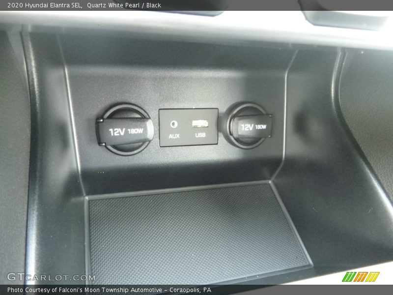 Quartz White Pearl / Black 2020 Hyundai Elantra SEL