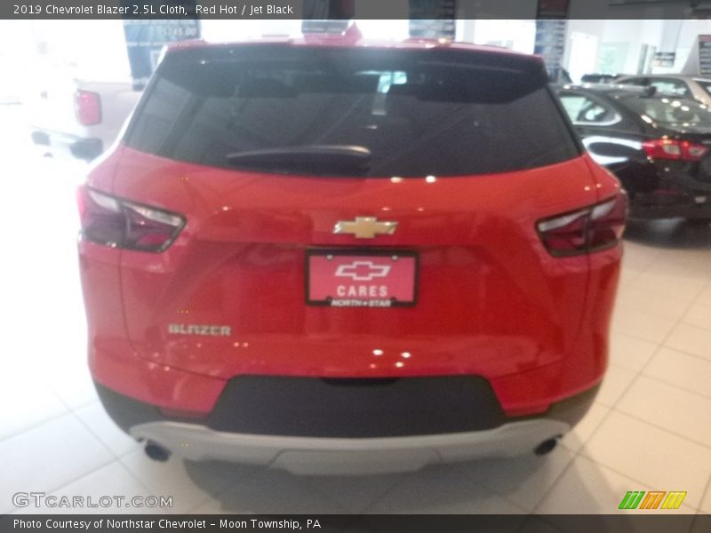 Red Hot / Jet Black 2019 Chevrolet Blazer 2.5L Cloth