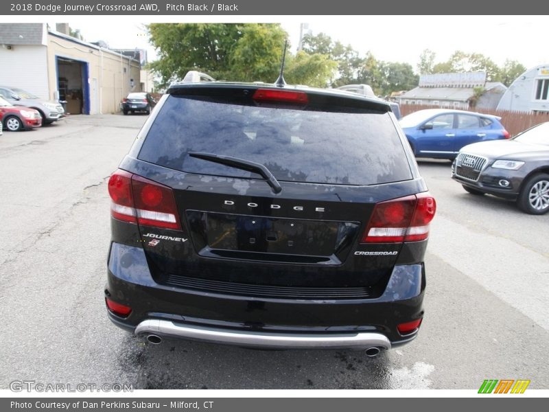 Pitch Black / Black 2018 Dodge Journey Crossroad AWD