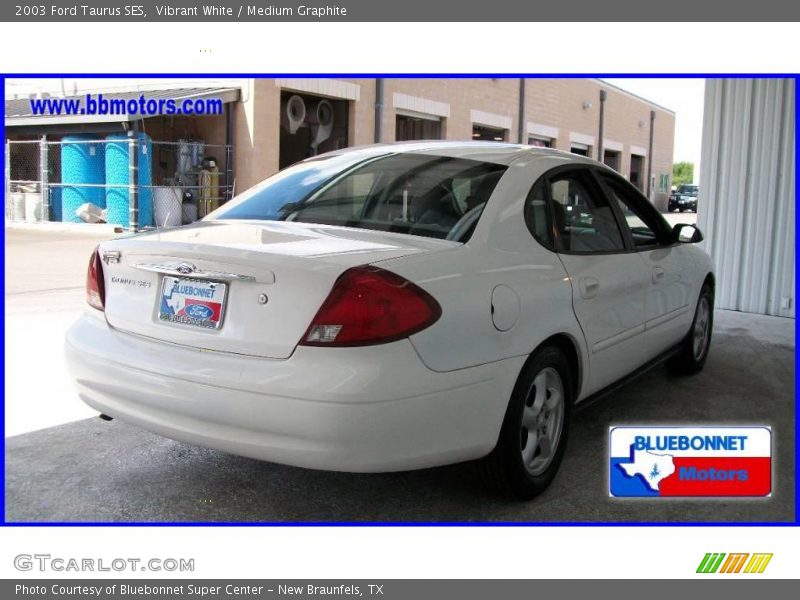 Vibrant White / Medium Graphite 2003 Ford Taurus SES