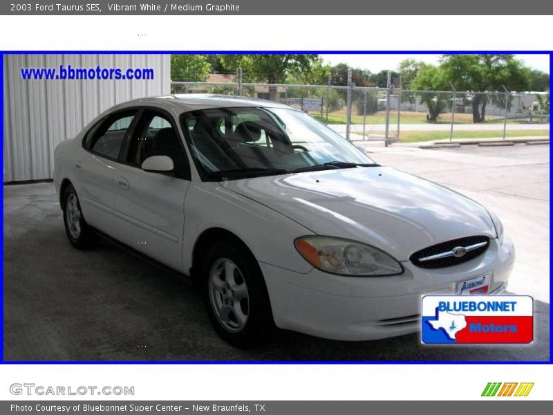 Vibrant White / Medium Graphite 2003 Ford Taurus SES