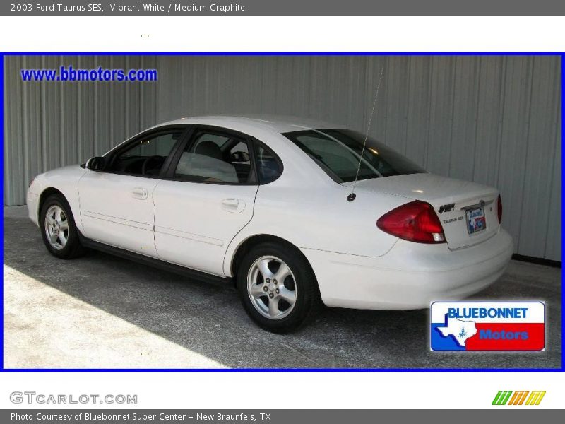 Vibrant White / Medium Graphite 2003 Ford Taurus SES