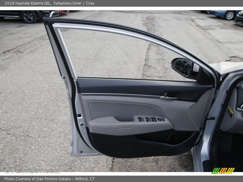 Symphony Silver / Gray 2018 Hyundai Elantra SEL
