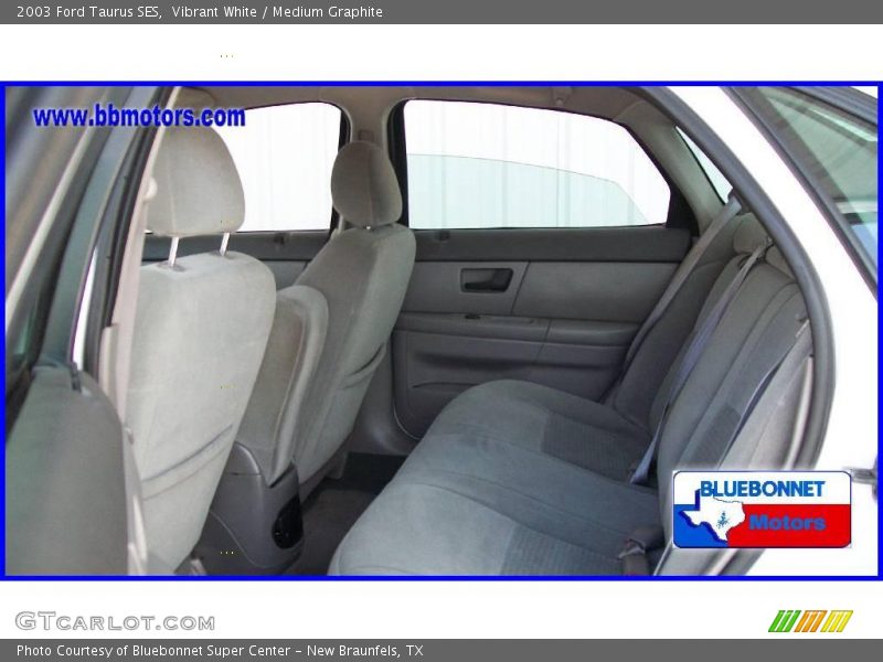 Vibrant White / Medium Graphite 2003 Ford Taurus SES