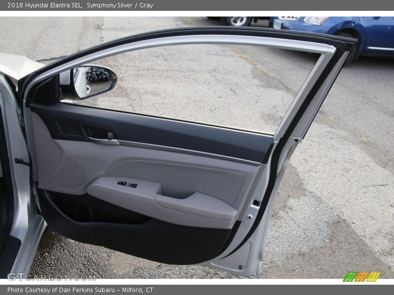 Symphony Silver / Gray 2018 Hyundai Elantra SEL